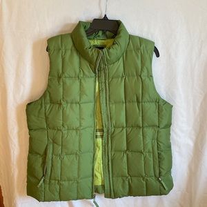 Gap Puffer Vest worn once, Down filled, Kelly green outside lime green liner
